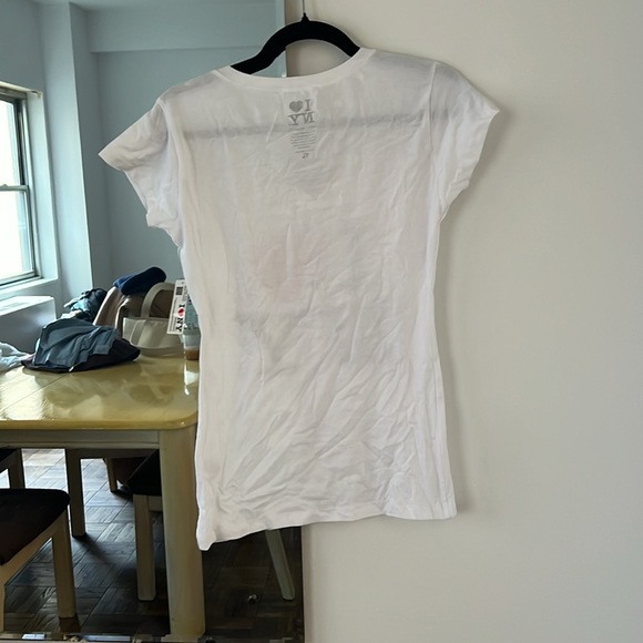 I ♥️ NY Tee V Neck XL - Picture 7 of 7